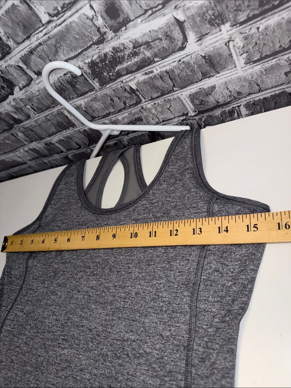 Lululemon‎ Gray Racerback Athletic Tank - Picture 7 of 8